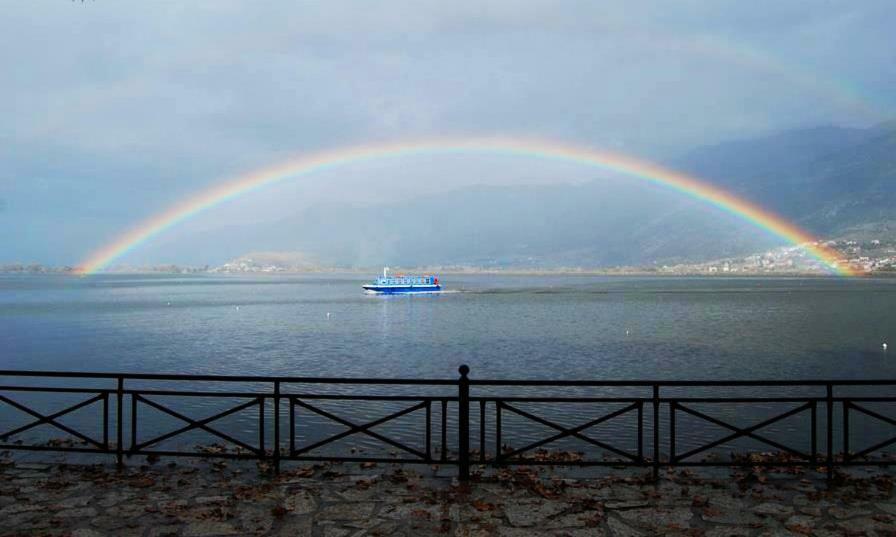 Little Island Resort Nisos Ioanninon Luaran gambar